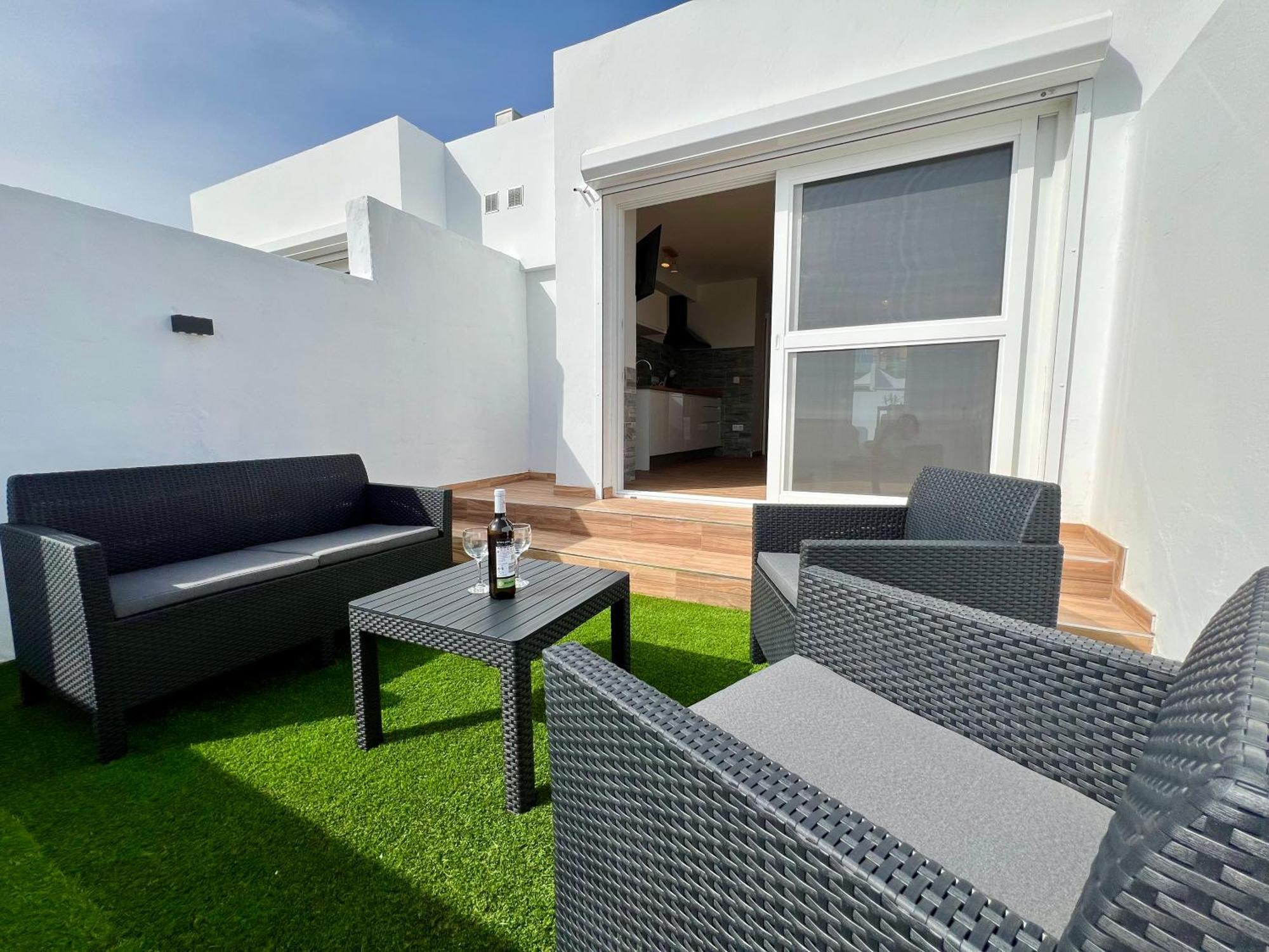 Apartment Mit Meerblick Und Gemeinschaftspool