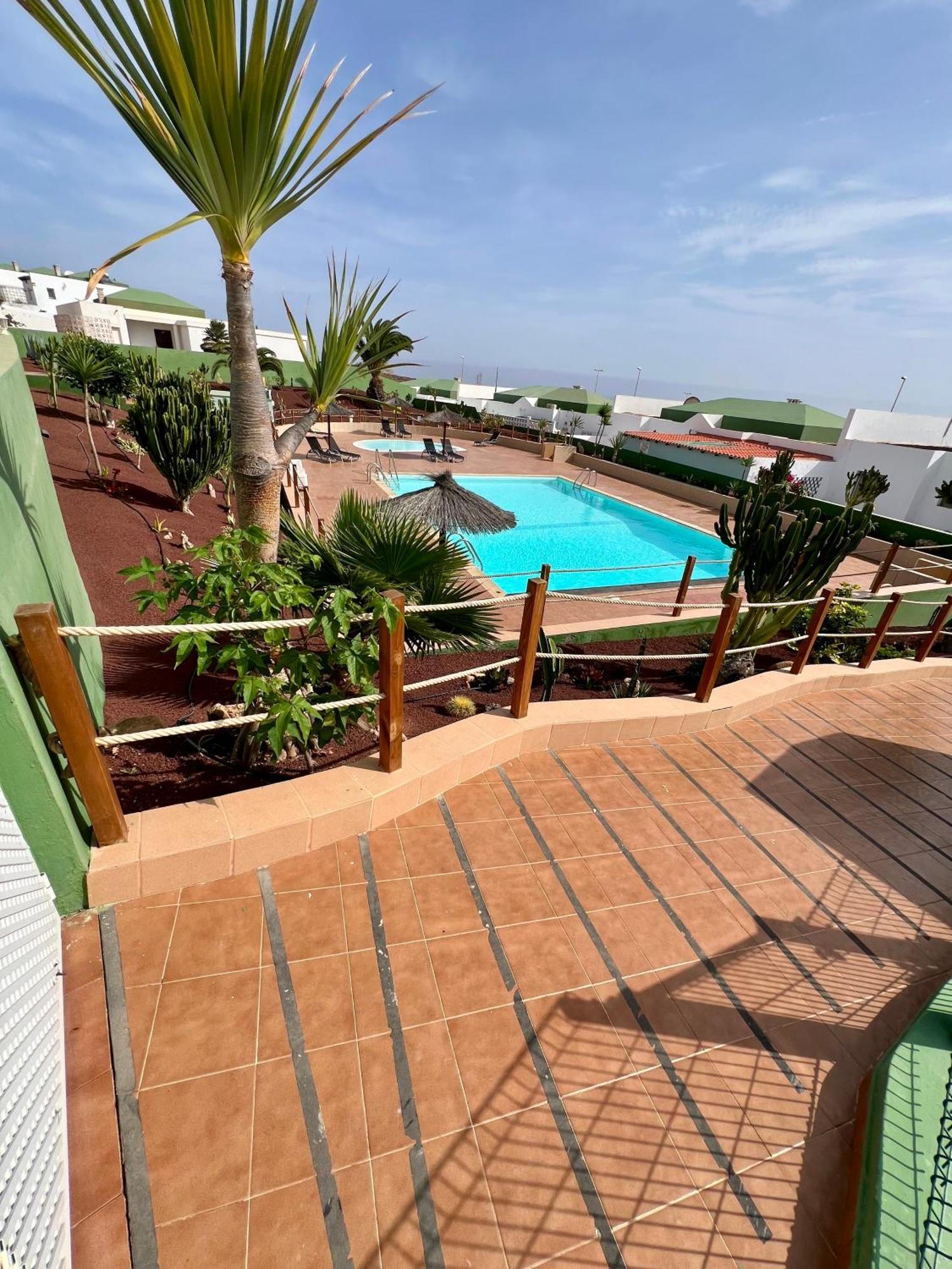 Mit Meerblick Und Gemeinschaftspool